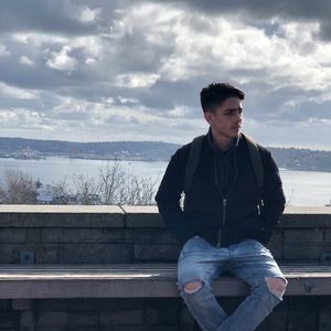 Meet your Posher, Andrew